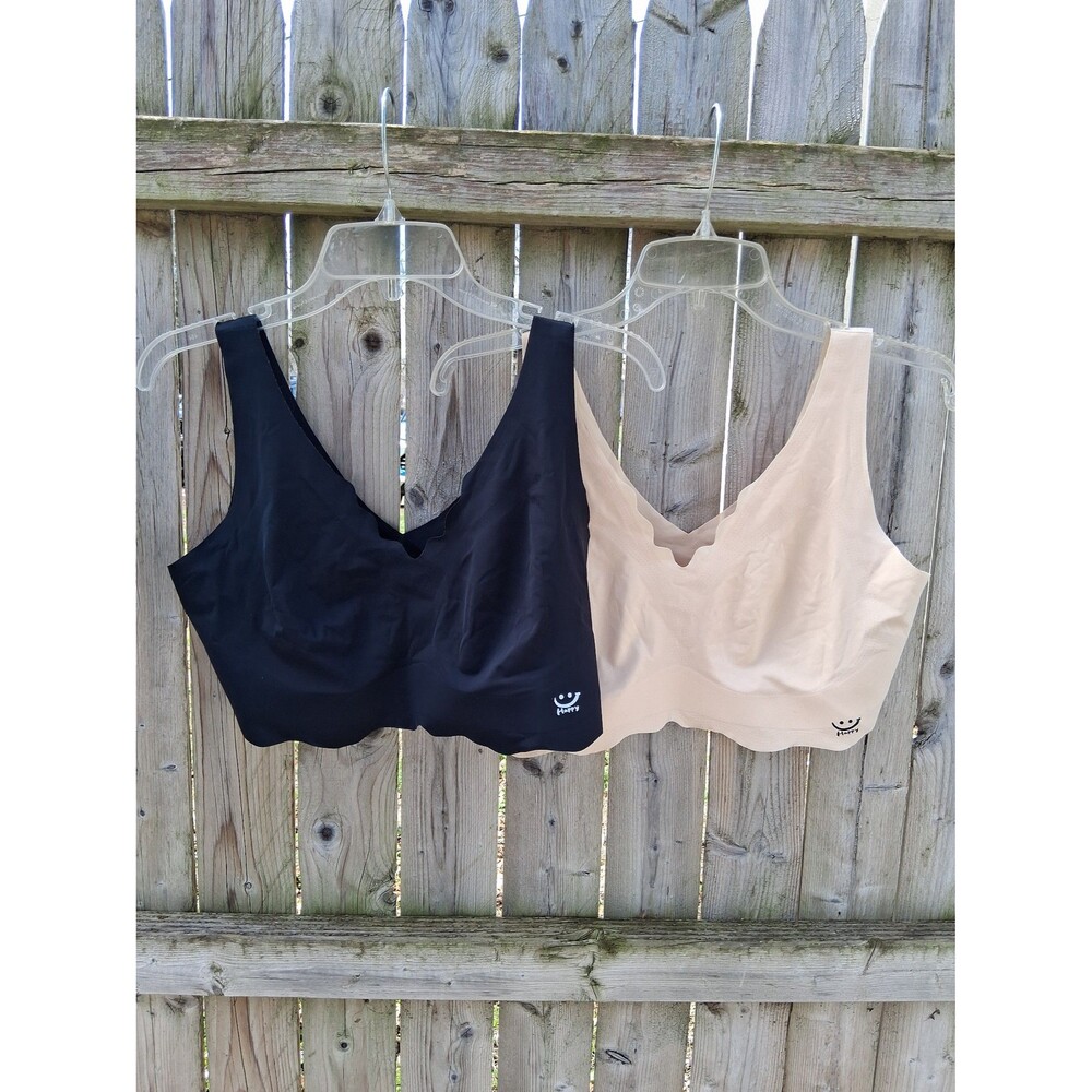 2 Sports Bras Women's Size 2XL Seamless Black and Beige